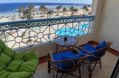 Chalet - 2 Bedrooms - 2 Bathrooms for sale in Koun - Ras Al Hekma - North Coast