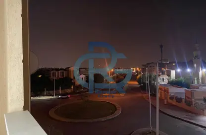 Apartment - 2 Bedrooms - 1 Bathroom for sale in Al Ashrafiya - North Investors Area - New Cairo City - Cairo