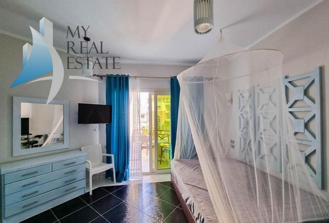 8021170 - Property Image 2