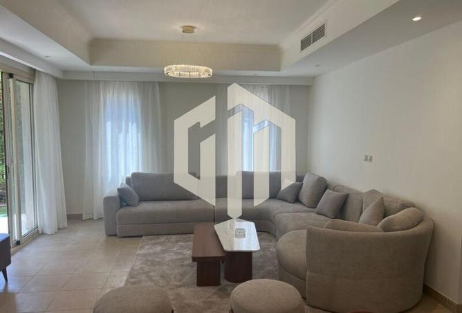 8081336 - Property Image 2
