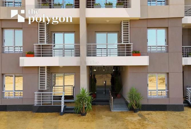 8125008 - Property Image 2