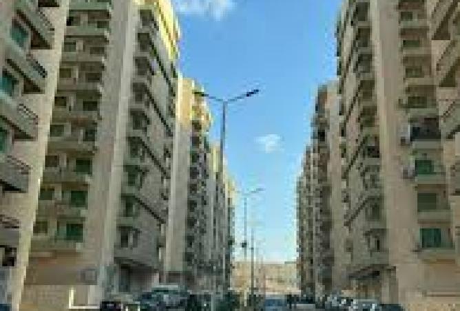 8233557 - صورة العقار 3