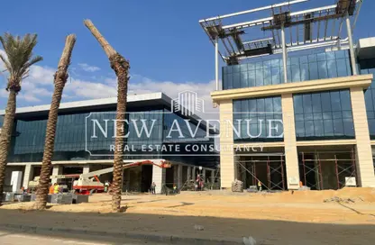 Office Space - Studio - 2 Bathrooms for sale in Golden Gate - South Teseen St. - The 5th Settlement - New Cairo City - Cairo