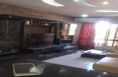 Apartment - 2 Bedrooms - 2 Bathrooms for sale in Street 233 - Degla - Hay El Maadi - Cairo