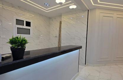Apartment - 3 Bedrooms - 3 Bathrooms for sale in Gate 3 old - Khafre - Hadayek El Ahram - Giza