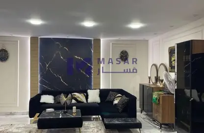 شقة - 3 غرف نوم - 3 حمامات للبيع في محور احمد شوقي - البنفسج 1 - البنفسج - مدينة القاهرة الجديدة - القاهرة