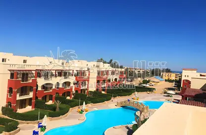 Chalet - 2 Bedrooms - 2 Bathrooms for sale in Red Carpet - Al Ain Al Sokhna - Suez