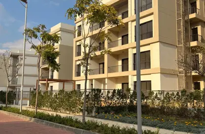 Apartment - 2 Bedrooms - 2 Bathrooms for sale in Villa Square - Fifth Square - The 5th Settlement - New Cairo City - Cairo