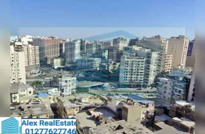 Apartment - 3 Bedrooms - 2 Bathrooms for rent in Omar Lotfy St. - Sporting - Hay Sharq - Alexandria