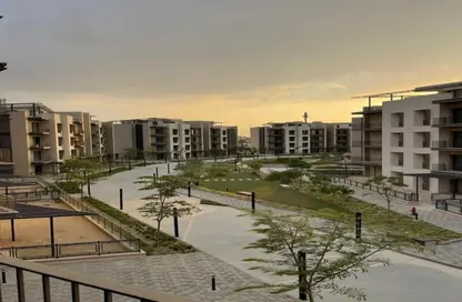 شقة - 2 غرف نوم - 3 حمامات للبيع في 6 ويست - بيفرلي هيلز - كمبوندات الشيخ زايد - الشيخ زايد - الجيزة