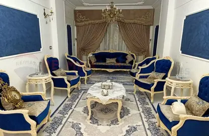 Apartment - 2 Bedrooms - 1 Bathroom for sale in Zezenia - Hay Sharq - Alexandria