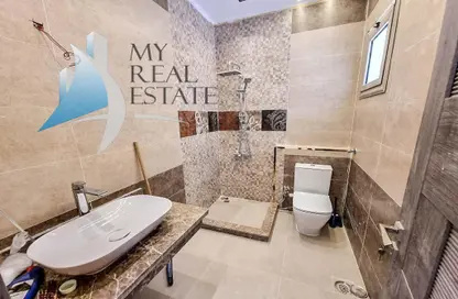 Villa - 5 Bedrooms - 4 Bathrooms for sale in Magawish - Hurghada - Red Sea