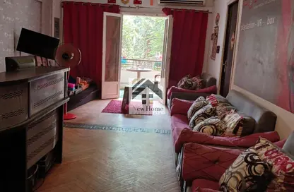 Apartment - 3 Bedrooms - 1 Bathroom for sale in Street 9 - Maadi - Hay El Maadi - Cairo