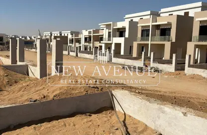 تاون هاوس - 4 غرف نوم - 3 حمامات للبيع في هايد بارك سنترال - التجمع السادس - مدينة القاهرة الجديدة - القاهرة