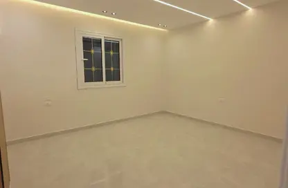 Apartment - 3 Bedrooms - 2 Bathrooms for sale in Gate 4 - Mena - Hadayek El Ahram - Giza