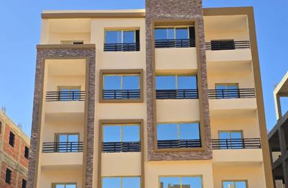Apartment - 3 Bedrooms - 2 Bathrooms for sale in New Narges - New Cairo City - Cairo