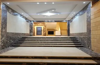 شقة - 3 غرف نوم - 3 حمامات للبيع في شارع الحكمة - الشيخ زايد - الجيزة