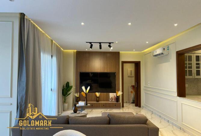 8064406 - Property Image 2