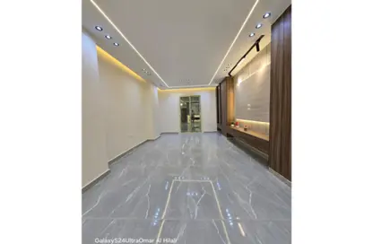 Apartment - 3 Bedrooms - 2 Bathrooms for sale in Gate 3 - Menkaure - Hadayek El Ahram - Giza