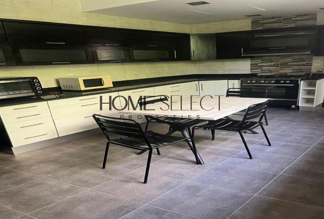 8094015 - Property Image 2