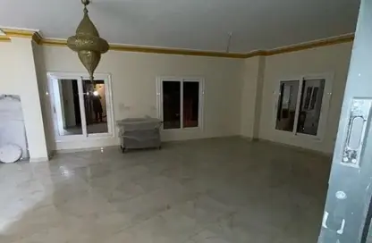 Apartment - 3 Bedrooms - 2 Bathrooms for rent in Mohamed Naguib Axis - Abou El Houl - New Cairo City - Cairo