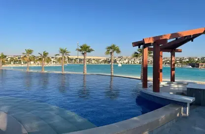 فيلا - 4 غرف نوم - 4 حمامات للبيع في سوان ليك الساحل الشمالي - قسم الضبعة - الساحل الشمالي