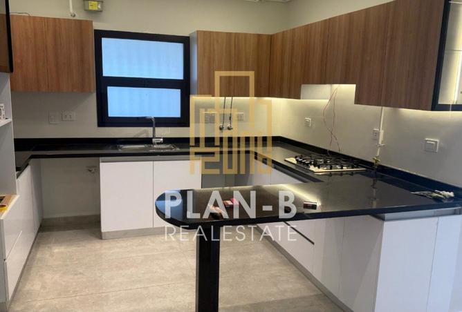 8220515 - Property Image 2