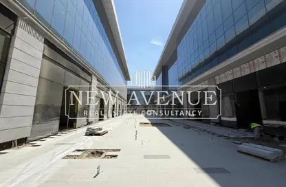 Retail - Studio - 1 Bathroom for sale in Golden Gate - South Teseen St. - The 5th Settlement - New Cairo City - Cairo