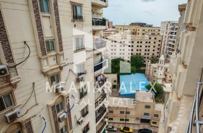 Apartment - 3 Bedrooms - 2 Bathrooms for sale in Smouha - Hay Sharq - Alexandria