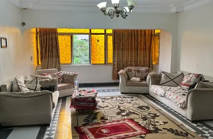 شقة - 2 غرف نوم - 1 حمام للبيع في شارع الامل - الشيخ زايد - الجيزة شقة - 2 غرف نوم - 1 حمام للبيع في شارع الامل - الشيخ زايد - الجيزة