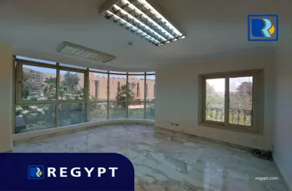 Office Space - Studio - 3 Bathrooms for rent in Street 252 - Degla - Hay El Maadi - Cairo