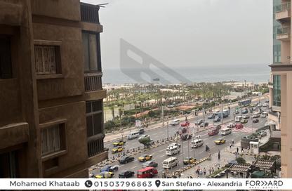 Apartment - 3 Bedrooms - 1 Bathroom for sale in San Stefano - Hay Sharq - Alexandria