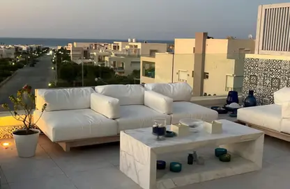 شاليه - 3 غرف نوم - 3 حمامات للبيع في نايا باي - راس الحكمة - الساحل الشمالي