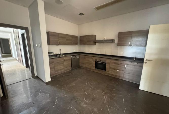 8077594 - Property Image 3