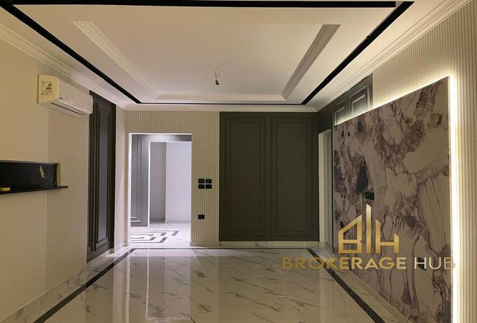 8411420 - Property Image 3