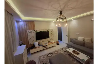 Apartment - 2 Bedrooms - 1 Bathroom for sale in Gardenia Springs - Ext North Inves Area - New Cairo City - Cairo