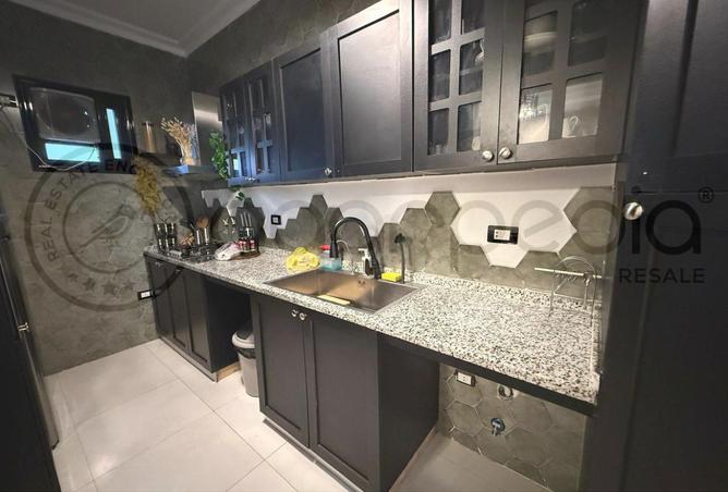 8205833 - Property Image 3