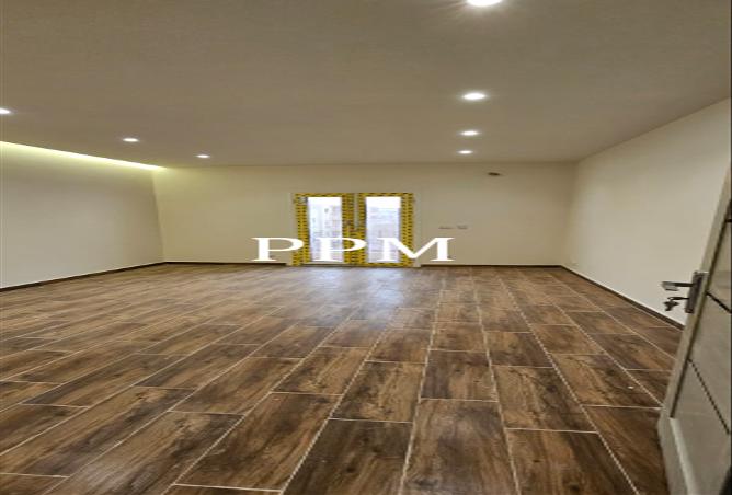 7992831 - Property Image 2