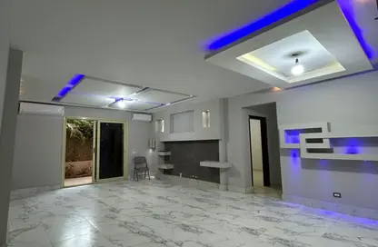 Apartment - 3 Bedrooms - 2 Bathrooms for rent in 8th District - Sheikh Zayed City - Giza