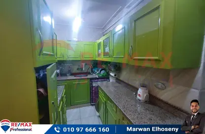 Apartment - 2 Bedrooms - 1 Bathroom for sale in Gamela Abou Hred St. - Seyouf - Hay Awal El Montazah - Alexandria