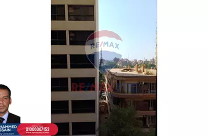Apartment - 3 Bedrooms - 1 Bathroom for sale in Al Gezira El Wosta St. (Yousef Kamel) - Zamalek - Cairo