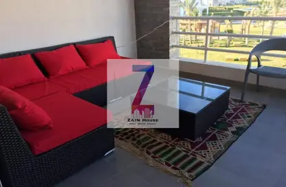 (بنتهاوس  (روف - 3 غرف نوم - 2 حمامات للبيع في امواج بلو بيتش - سفاجا - الغردقة - محافظة البحر الاحمر