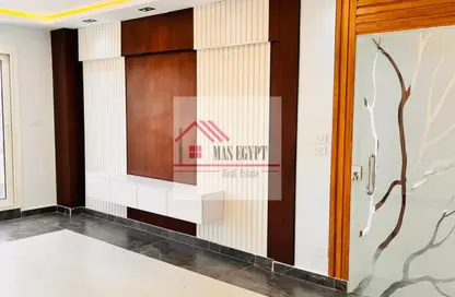 شقة - 3 غرف نوم - 3 حمامات للبيع في ميدان مصطفي محمود - المهندسين - الجيزة