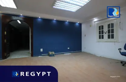 Office Space - Studio - 3 Bathrooms for rent in Street 272 - New Maadi - Hay El Maadi - Cairo