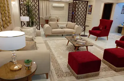 Apartment - 2 Bedrooms - 2 Bathrooms for rent in Al Mesaha St. - Dokki - Giza