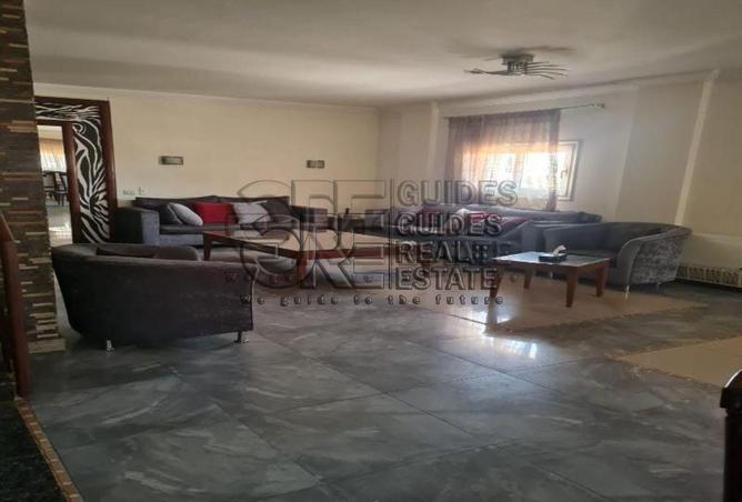 8131066 - Property Image 2