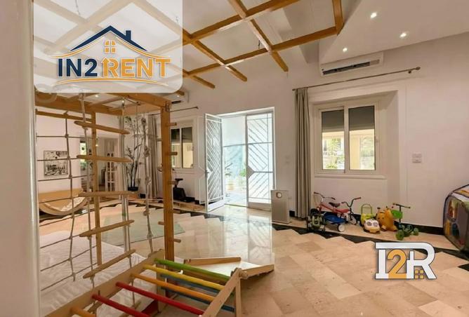 8082698 - Property Image 2