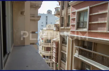 Apartment - 3 Bedrooms - 3 Bathrooms for sale in Sant Square - Kafr Abdo - Roushdy - Hay Sharq - Alexandria