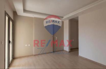 Apartment - 3 Bedrooms - 2 Bathrooms for sale in The Address East - 90 Street - The 5th Settlement - New Cairo City - Cairo