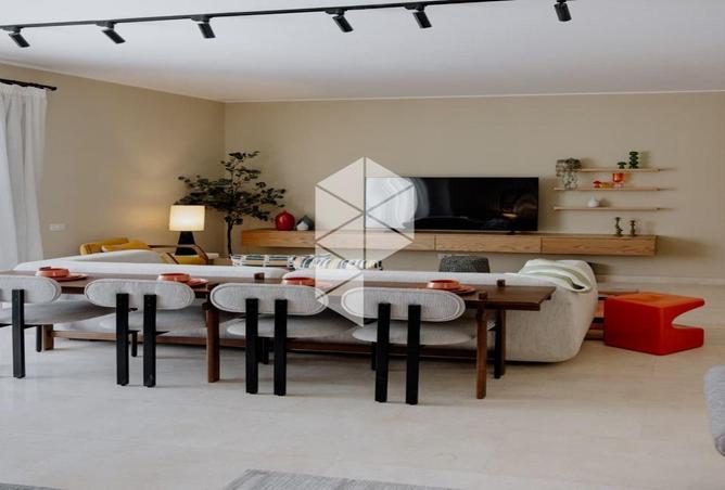 8175112 - Property Main Image